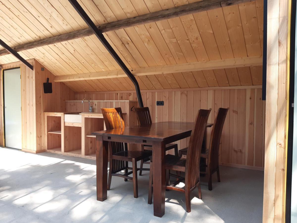Natuurslaapkamer De Zaadeest Boskamer Lomm Ngoại thất bức ảnh